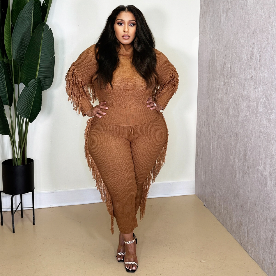 The “Fun Girl” Tassel Set